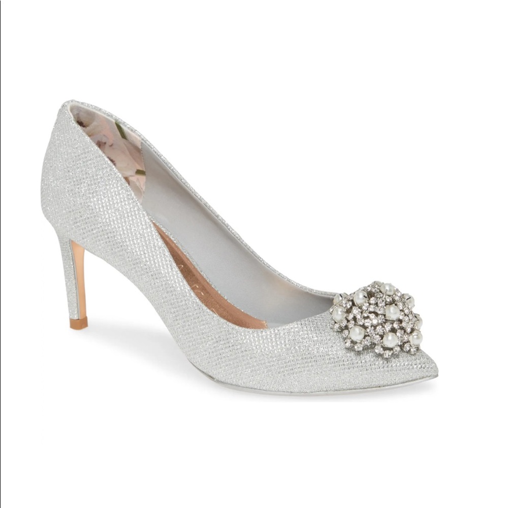Darill Crystal Embellished High Heel Pump